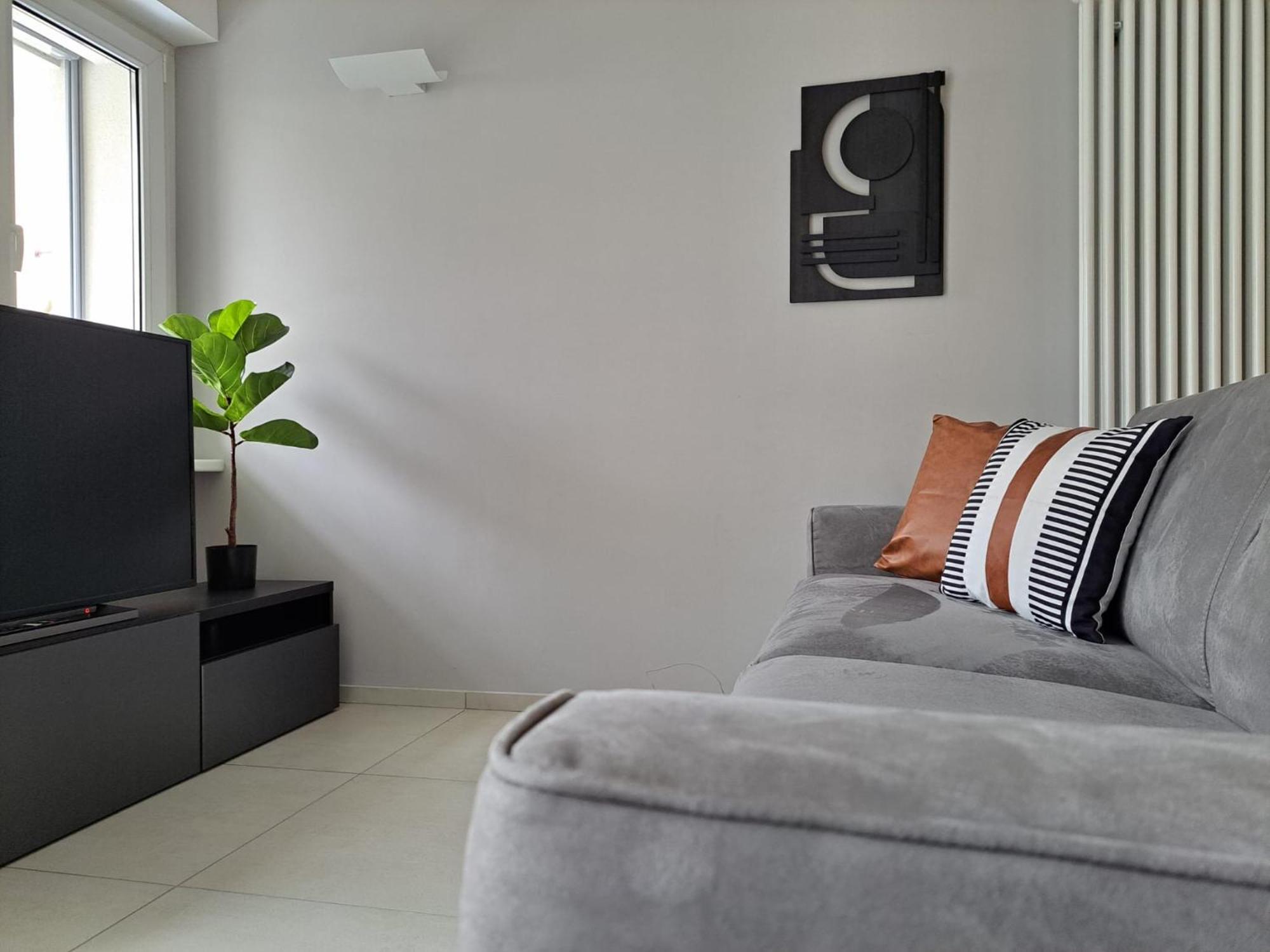 Urban Residence By Quokka 360 - Modern Apartments In لوغانو المظهر الخارجي الصورة